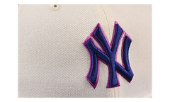 9FIFTY New York Yankees World Series Color Changing Snapback "Purple / Pink" 60750453