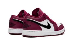 1 Low "Noble Red" 553558 604