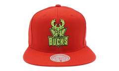NBA Hardwood Classics Reverse Candy Apple Snapback Cap "Milwaukee Bucks - Red" 6HSSMM21056 MBURED1