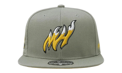 NBA Hardwood Classics Fitted Cap "Miami Heat - Sunny Gray" 6HSFDX21134 MHEGREY