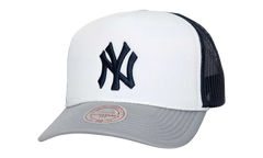 MLB Blocker Trucker Cap "New York Yankees - White" HT8359 NYYWHIT