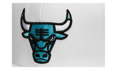 NBA Day 3 Snapback Cap "Chicago Bulls - White / Light Blue" HHSS4373 CBUYYPPPWHLB