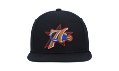 NBA Hardwood Classics Team Ground 2.0 Snapback Cap "Philadelphia 76ers - Black" HHSS3258 P76YYPPPBLCK