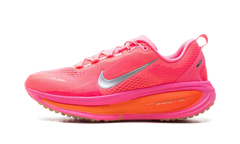 Vomero 18 WMNS"Digital Pink Hyper Orange" HM6804 602