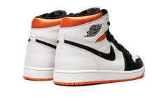 1 Retro High OG "Electro Orange" 555088 180