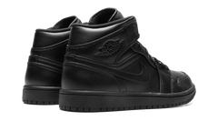1 Mid "Triple Black" 554724 093