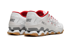 Reax 8 TR "White Wolf Grey Chile Red" 621716 103