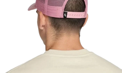 RISE CAP OVERSIZED FUTURA TRUCKER "Elemental Pink / White" HV8699 699