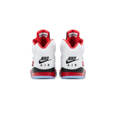 5 Retro 'Fire Red Black Tongue' (2025)