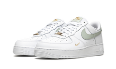 AIR FORCE 1 LO MNS WMNS"White/ Grey/ Gold"