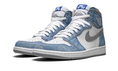 1 Retro High OG "Hyper Royal" 555088 402