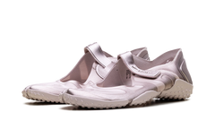 Air Rift Satin WMNS"SKIMS - Slit Red" IQ7158 600