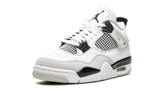 4 Retro "Military Black" DH6927 111