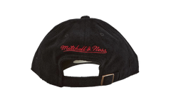NCAA Terry Cloth Strapback Cap "UNLV Rebels - Black" HLUX4525 LVEYYPPPBLCK