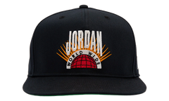 Jordan Essentials Pro Structured Flat Bill Hat "Black / Kelly Green / Sail" IF3508 010
