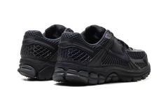 Vomero 5 Wmns"Iridescent" IB4397 001