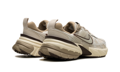 V2K RUN WMNS"Light Orewood Brown" FD0736 103
